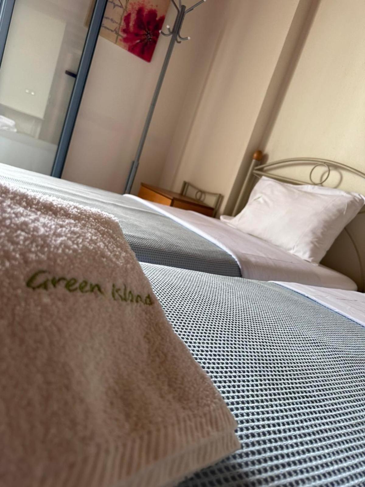 Green Island Studios Σκάλα Δωμάτιο φωτογραφία